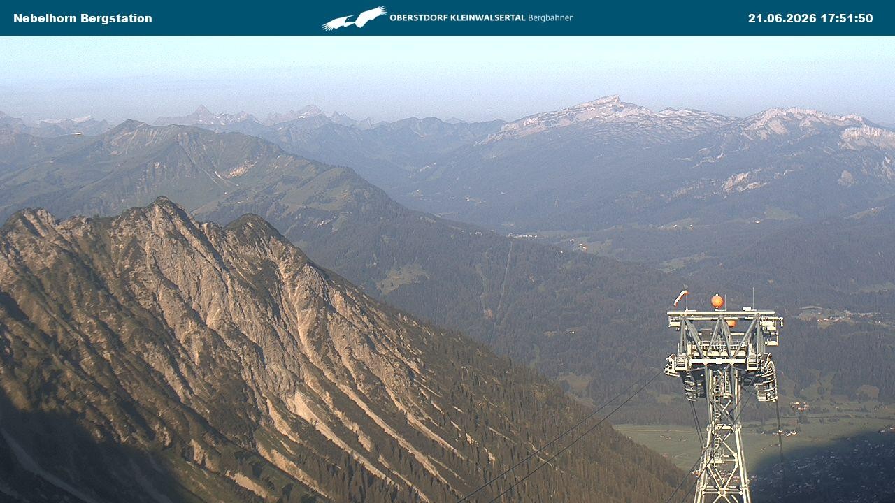 Archived image Webcam View from the "Höfatsblick" mountain station down the valley