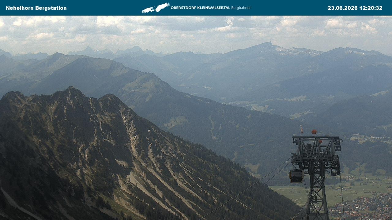Archiv Foto Webcam Blick von der "Höfatsblick" Bergstation ins Tal