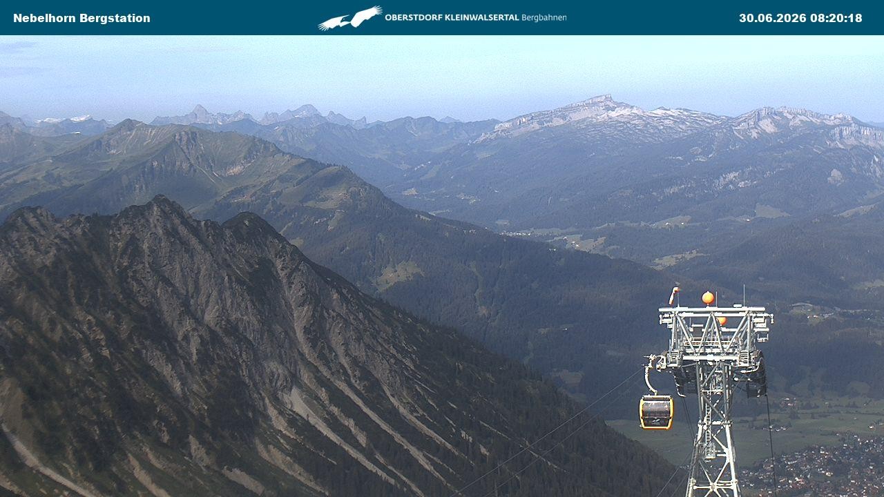 Archiv Foto Webcam Blick von der "Höfatsblick" Bergstation ins Tal