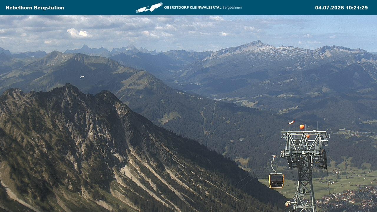 Archiv Foto Webcam Blick von der "Höfatsblick" Bergstation ins Tal