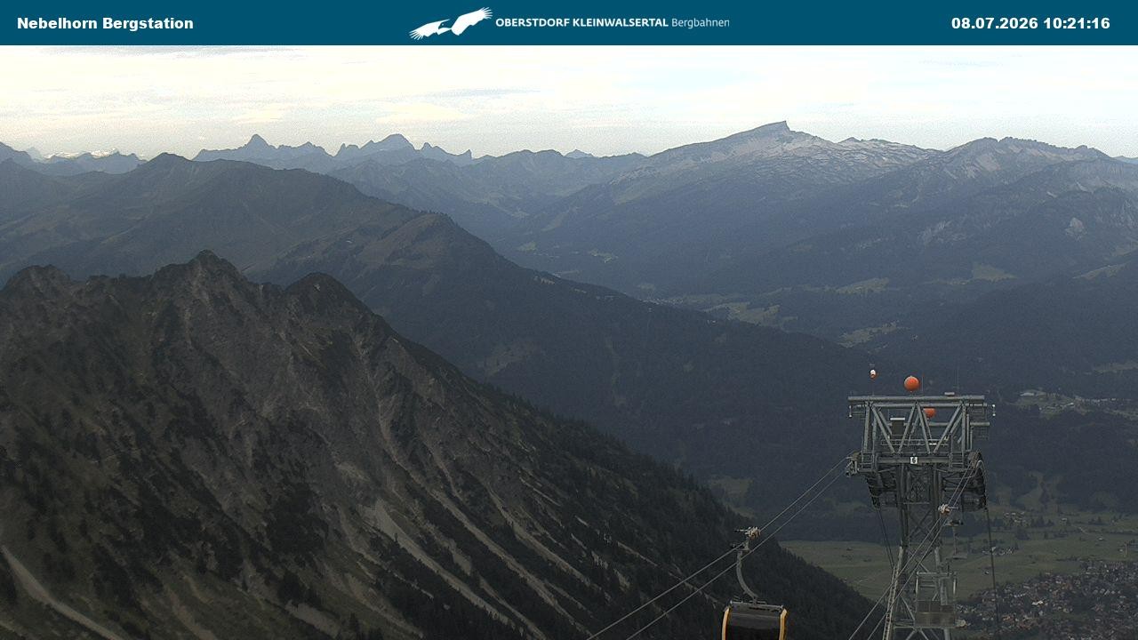 Archiv Foto Webcam Blick von der "Höfatsblick" Bergstation ins Tal