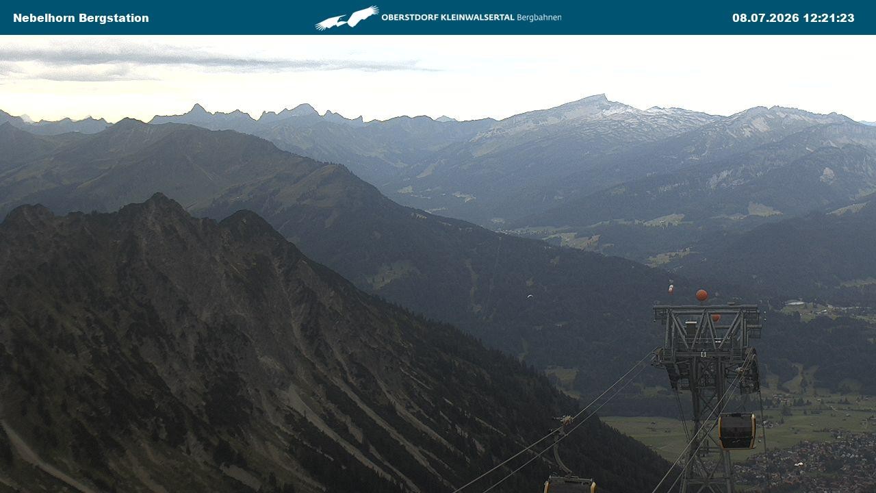 Archiv Foto Webcam Blick von der "Höfatsblick" Bergstation ins Tal