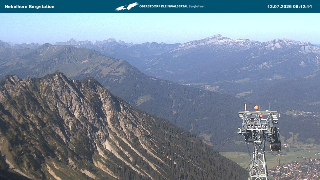 Archiv Foto Webcam Blick von der "Höfatsblick" Bergstation ins Tal