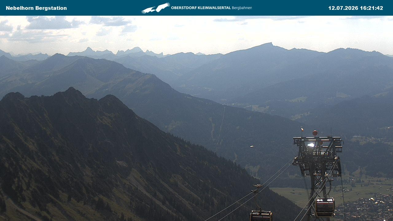 Archiv Foto Webcam Blick von der "Höfatsblick" Bergstation ins Tal