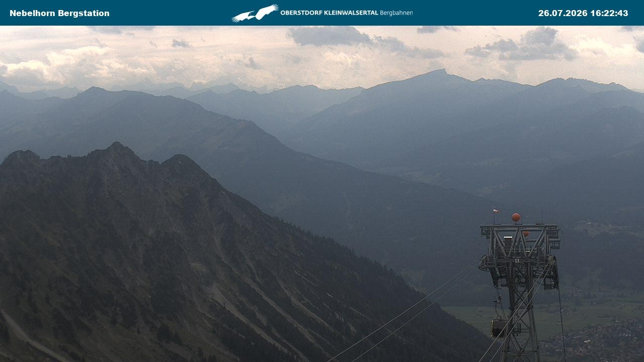 Archiv Foto Webcam Blick von der "Höfatsblick" Bergstation ins Tal