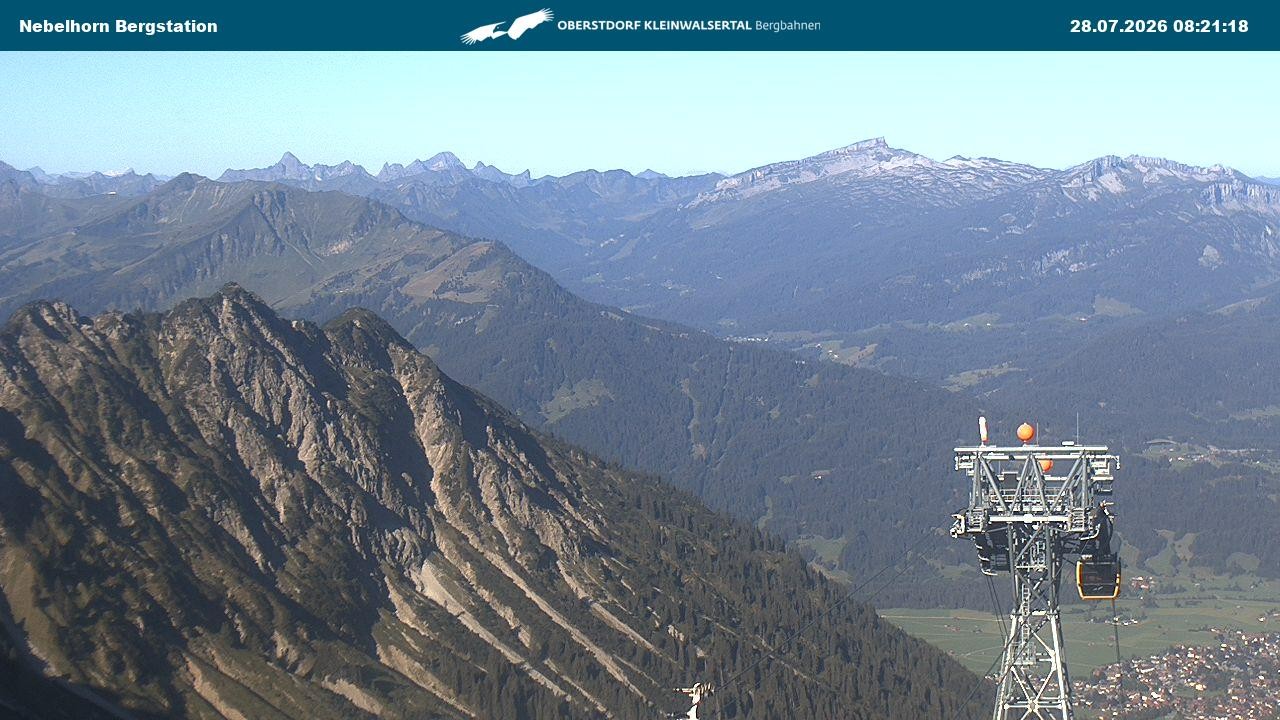 Archiv Foto Webcam Blick von der "Höfatsblick" Bergstation ins Tal