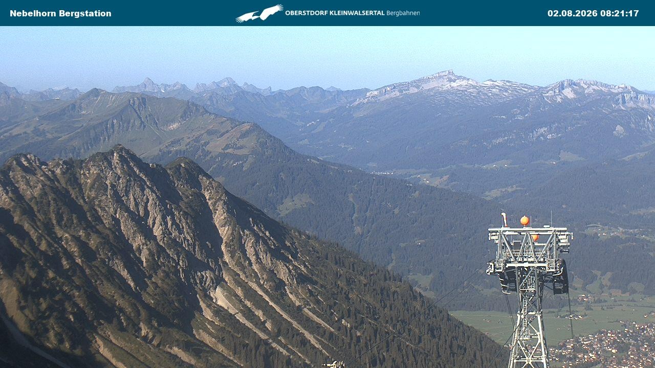 Archiv Foto Webcam Blick von der "Höfatsblick" Bergstation ins Tal