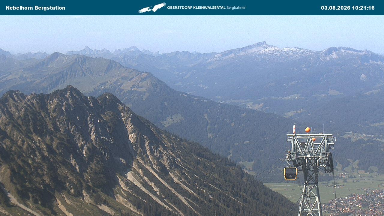 Archiv Foto Webcam Blick von der "Höfatsblick" Bergstation ins Tal