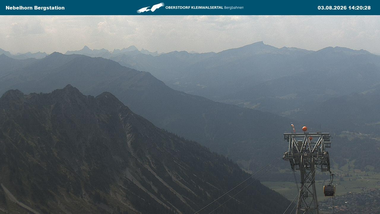 Archiv Foto Webcam Blick von der "Höfatsblick" Bergstation ins Tal