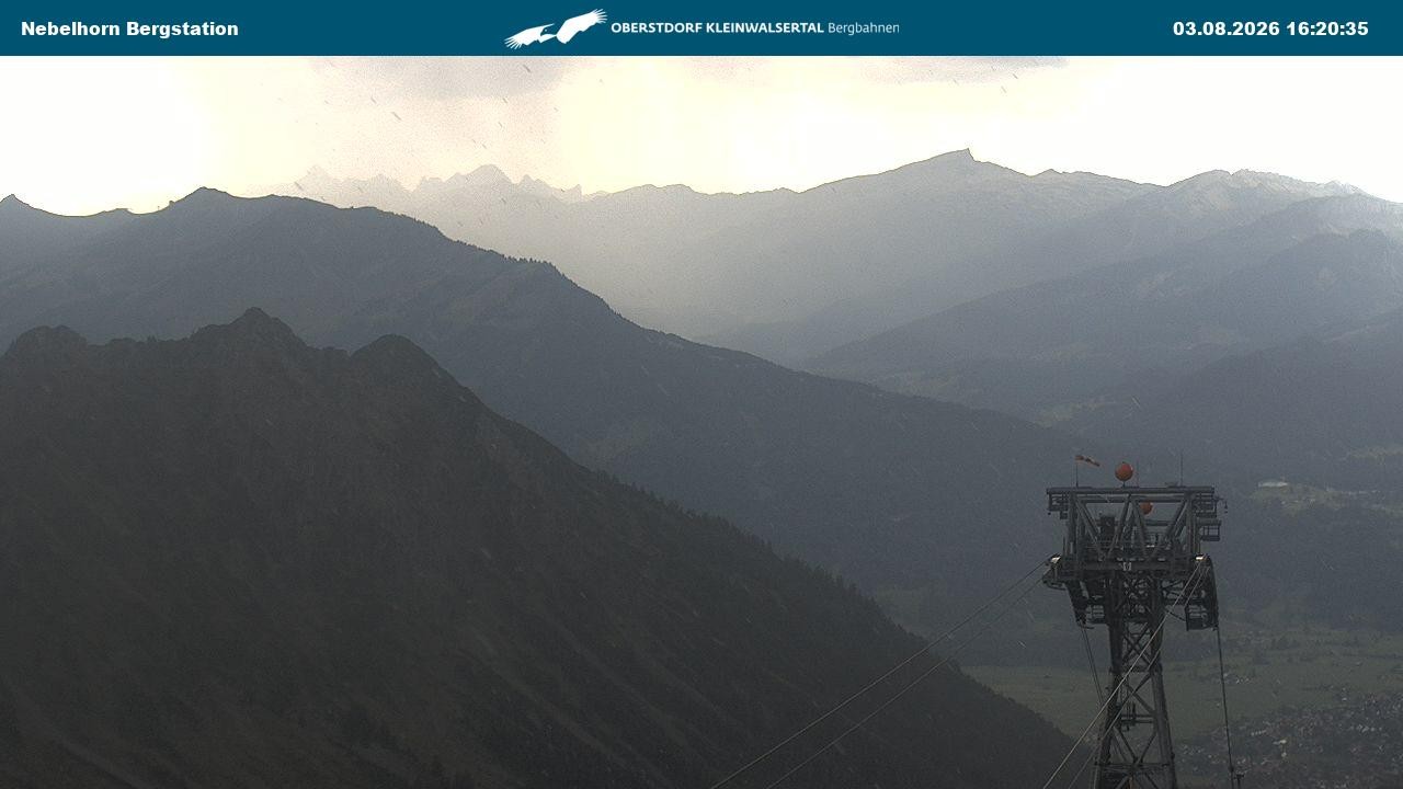 Archiv Foto Webcam Blick von der "Höfatsblick" Bergstation ins Tal