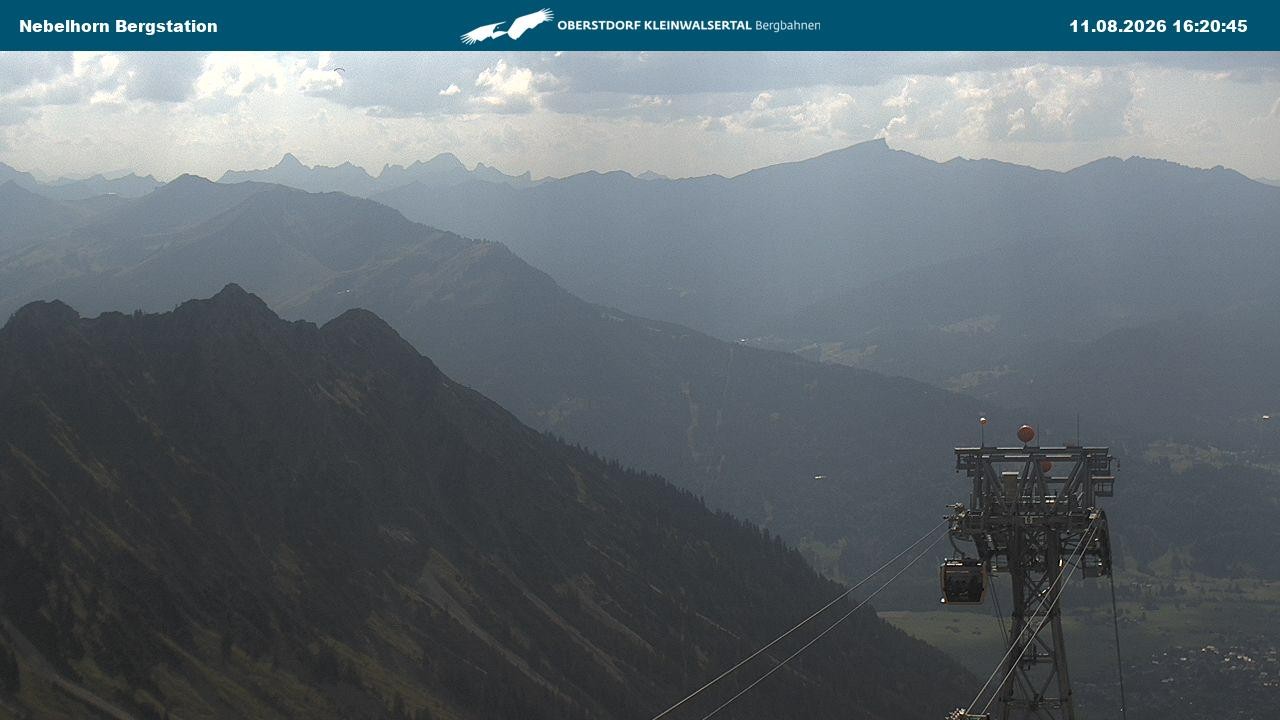 Archiv Foto Webcam Blick von der "Höfatsblick" Bergstation ins Tal