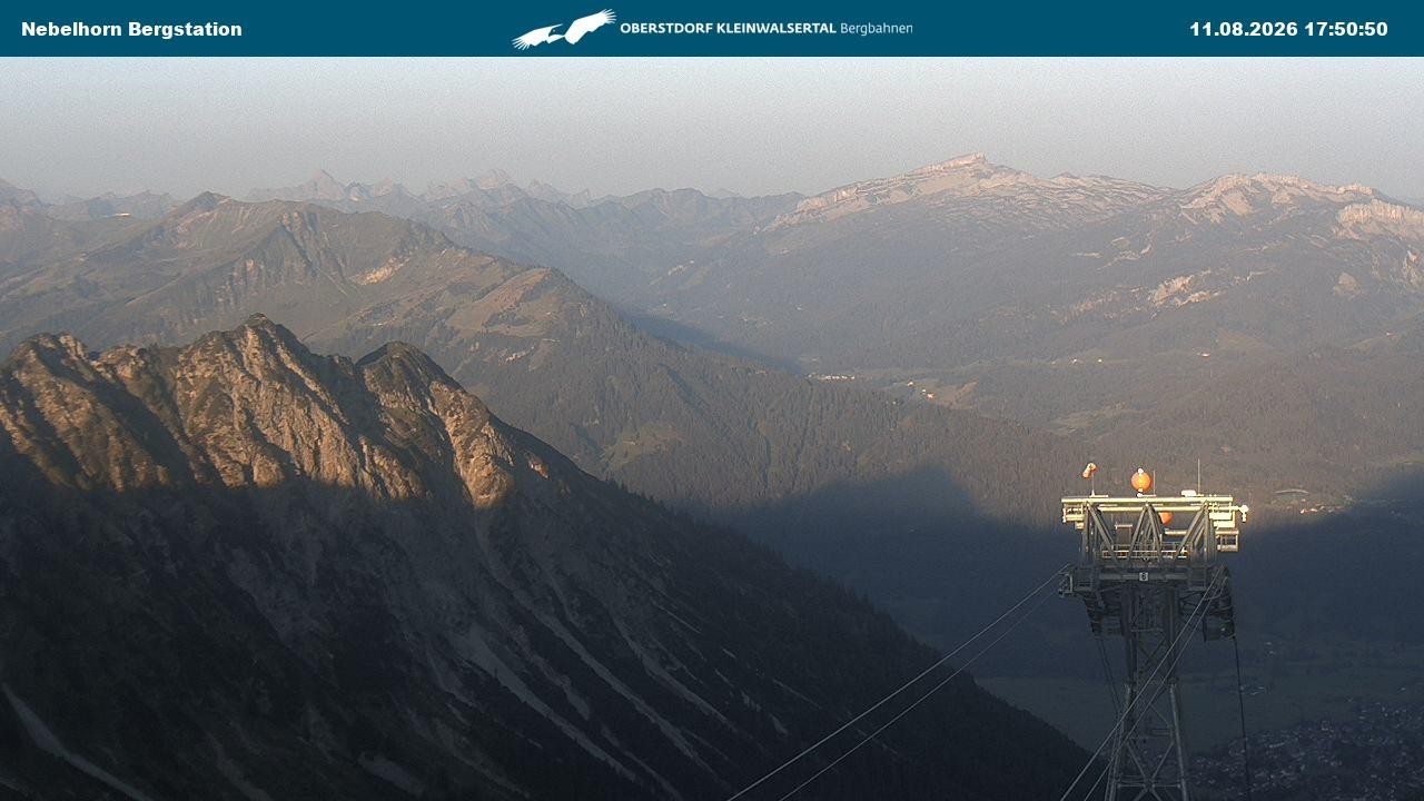 Archived image Webcam View from the "Höfatsblick" mountain station down the valley
