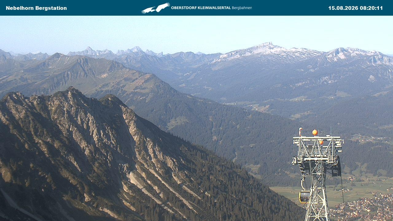 Archiv Foto Webcam Blick von der "Höfatsblick" Bergstation ins Tal