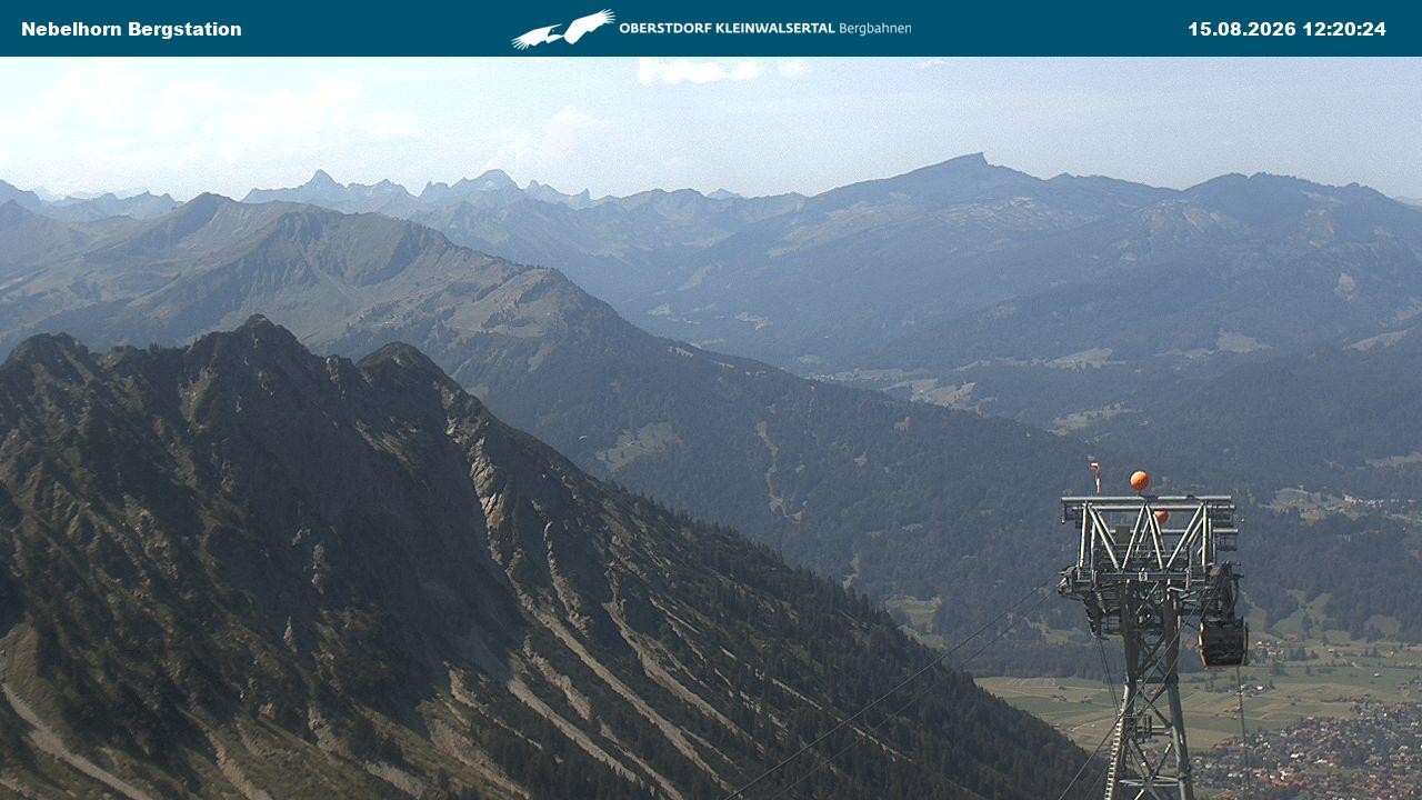 Archiv Foto Webcam Blick von der "Höfatsblick" Bergstation ins Tal