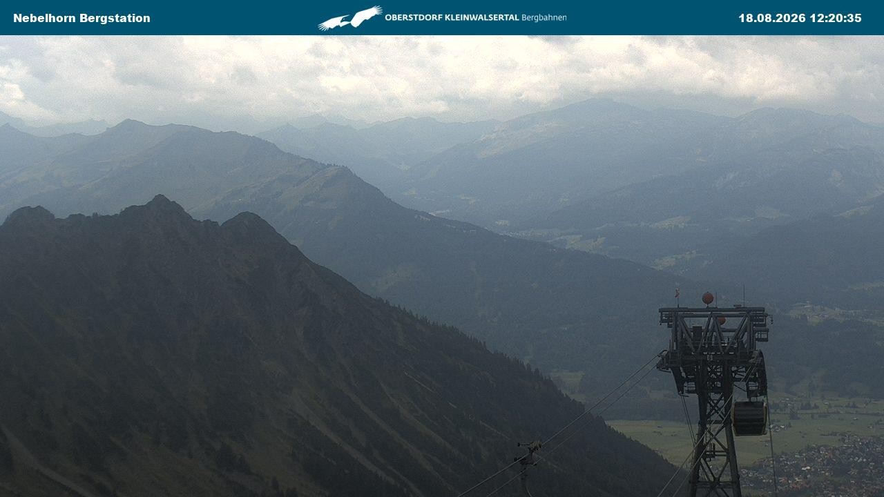 Archiv Foto Webcam Blick von der "Höfatsblick" Bergstation ins Tal