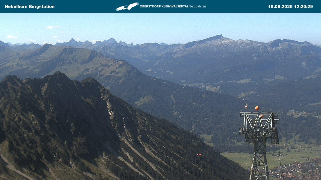 Archiv Foto Webcam Blick von der "Höfatsblick" Bergstation ins Tal