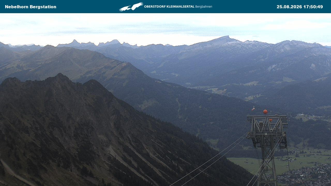 Archiv Foto Webcam Blick von der "Höfatsblick" Bergstation ins Tal