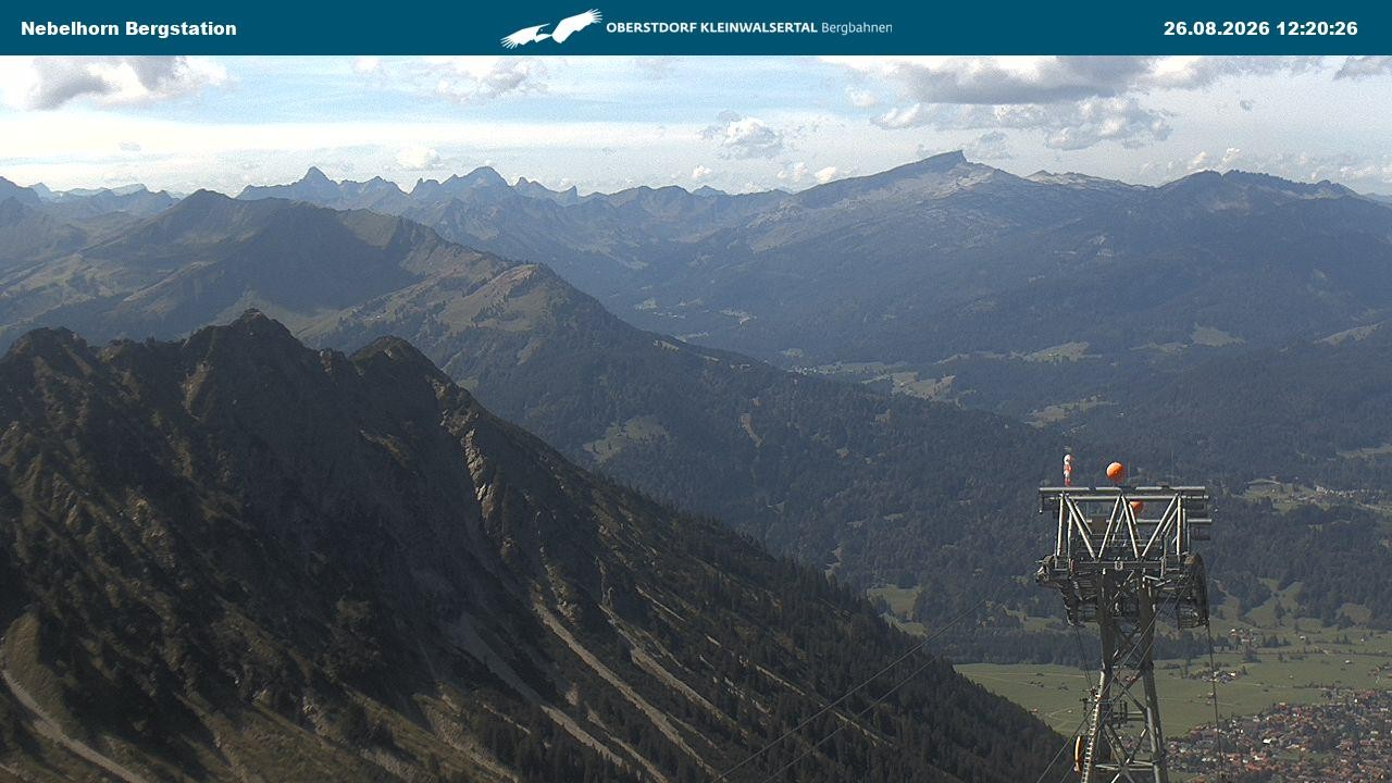 Archiv Foto Webcam Blick von der "Höfatsblick" Bergstation ins Tal