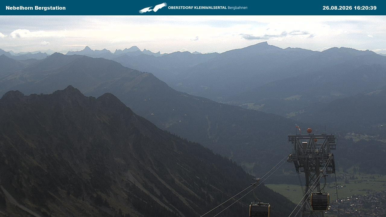 Archiv Foto Webcam Blick von der "Höfatsblick" Bergstation ins Tal