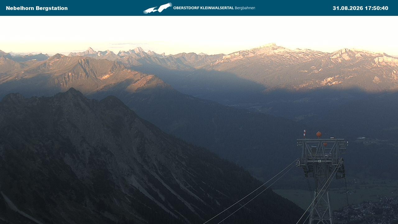 Archiv Foto Webcam Blick von der "Höfatsblick" Bergstation ins Tal