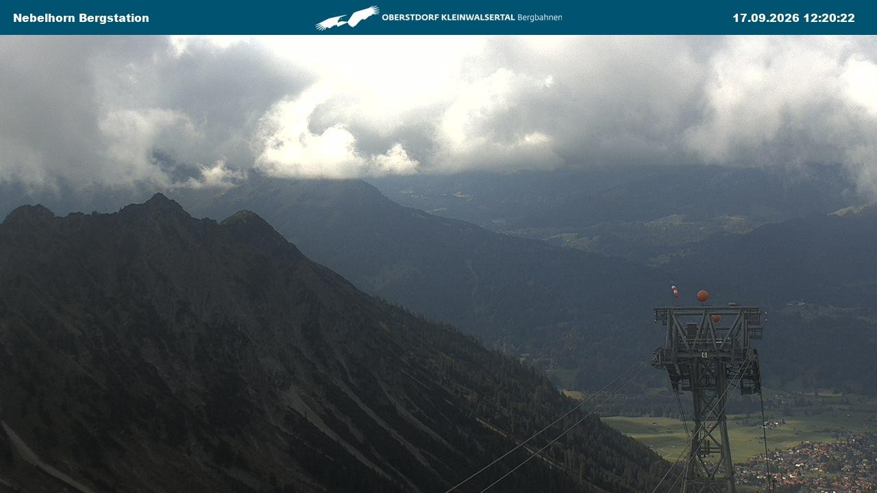 Archived image Webcam View from the "Höfatsblick" mountain station down the valley