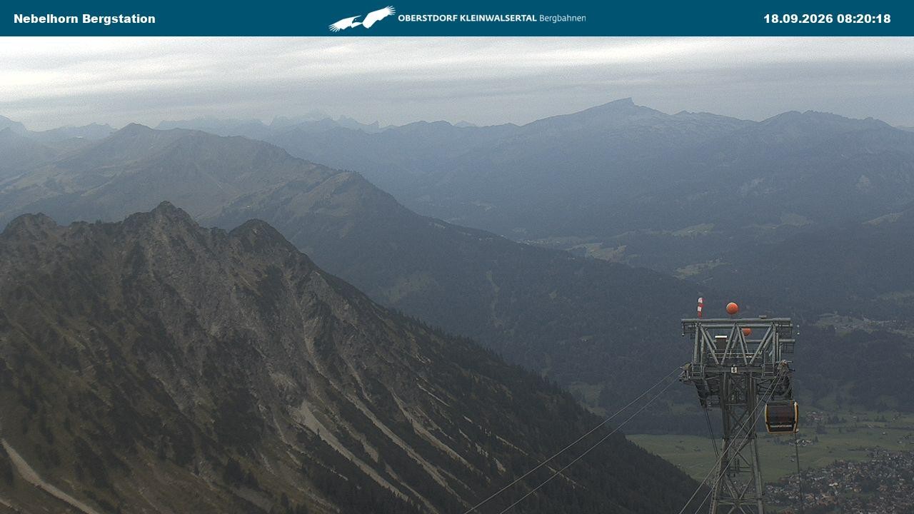 Archiv Foto Webcam Blick von der "Höfatsblick" Bergstation ins Tal
