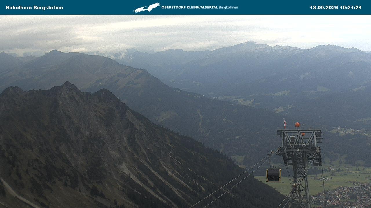 Archiv Foto Webcam Blick von der "Höfatsblick" Bergstation ins Tal