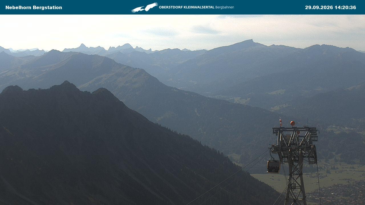 Archiv Foto Webcam Blick von der "Höfatsblick" Bergstation ins Tal