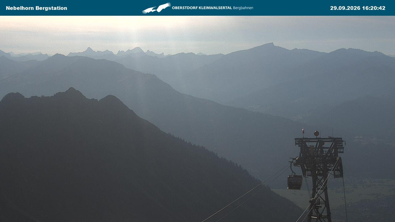 Archiv Foto Webcam Blick von der "Höfatsblick" Bergstation ins Tal
