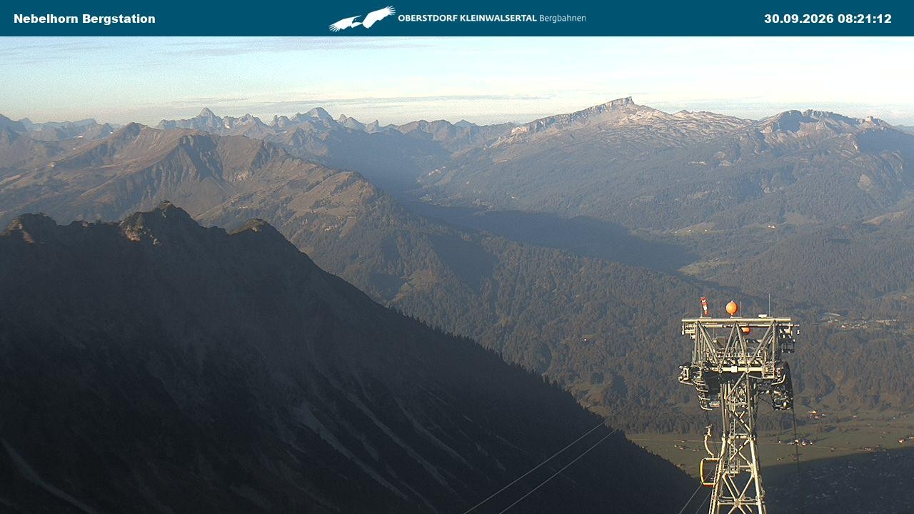Archiv Foto Webcam Blick von der "Höfatsblick" Bergstation ins Tal