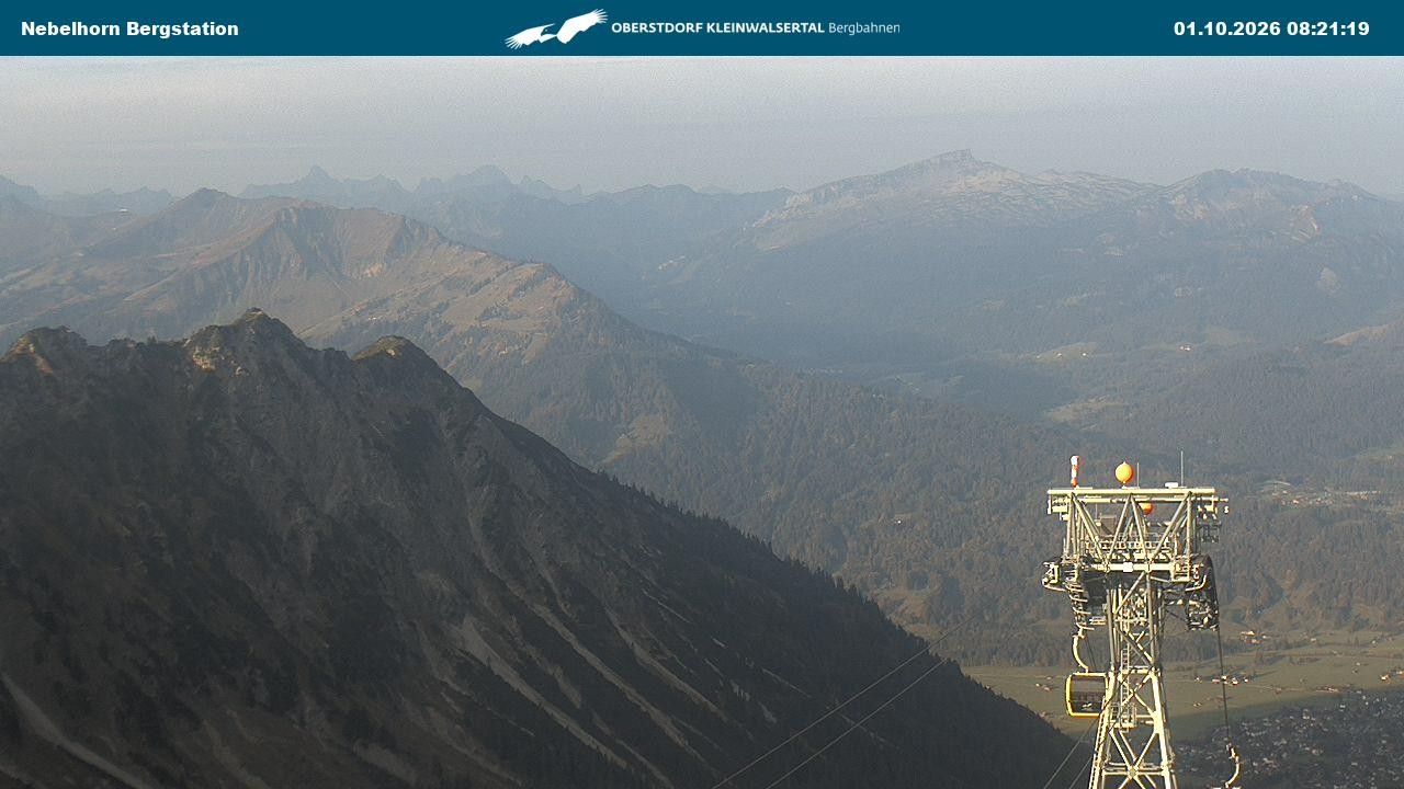 Archiv Foto Webcam Blick von der "Höfatsblick" Bergstation ins Tal