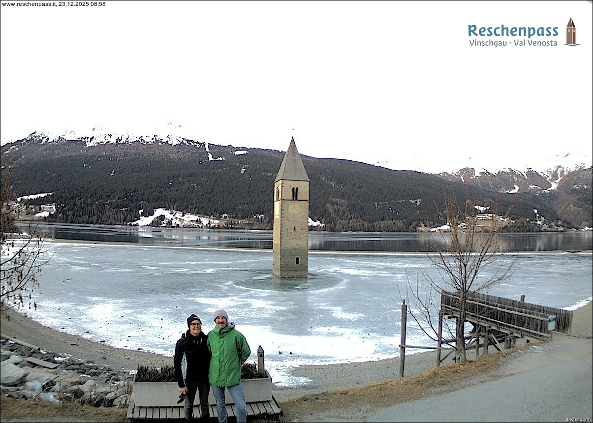 Archiv Foto Webcam Reschensee mit versunkenem Turm