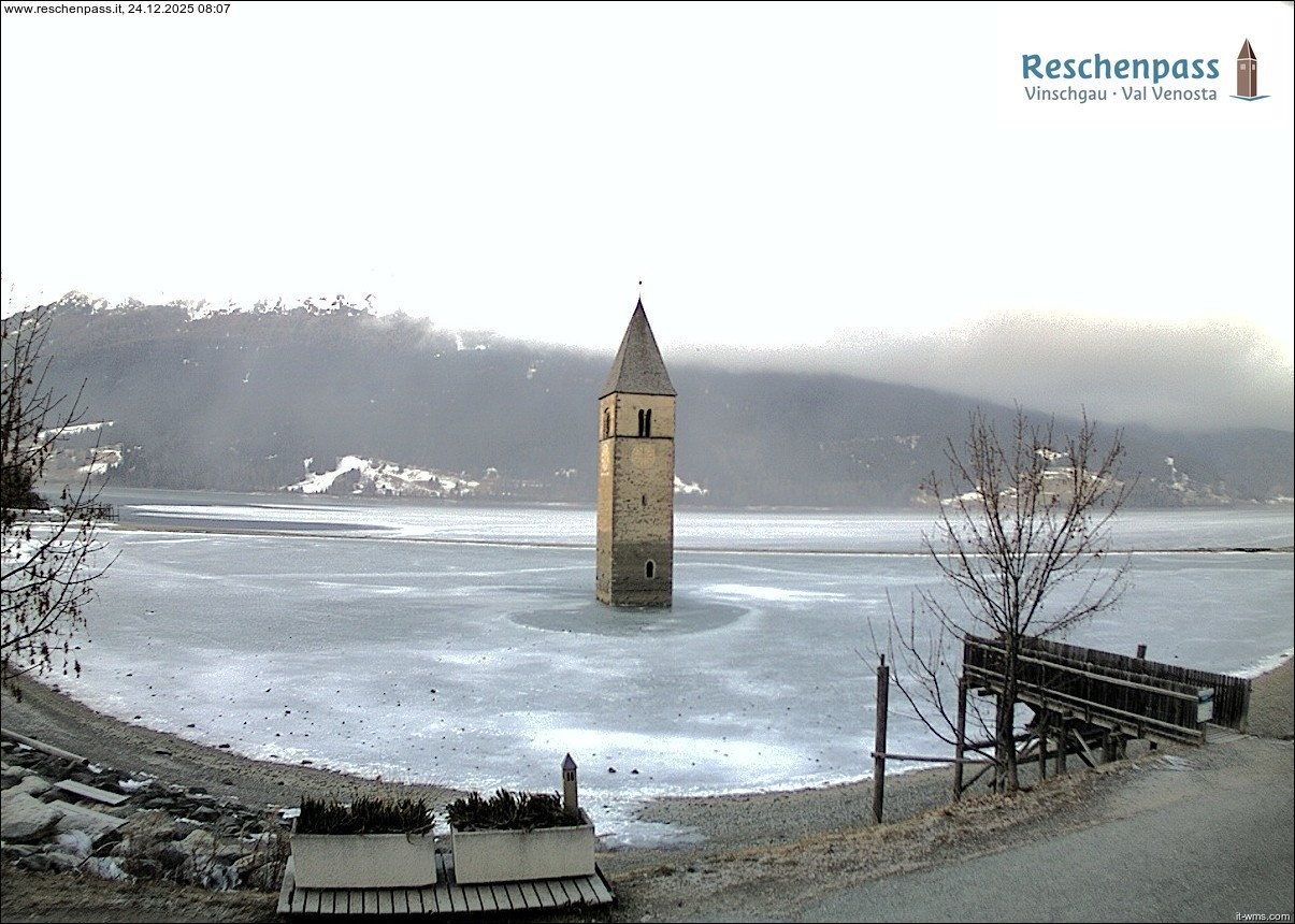 Archiv Foto Webcam Reschensee mit versunkenem Turm