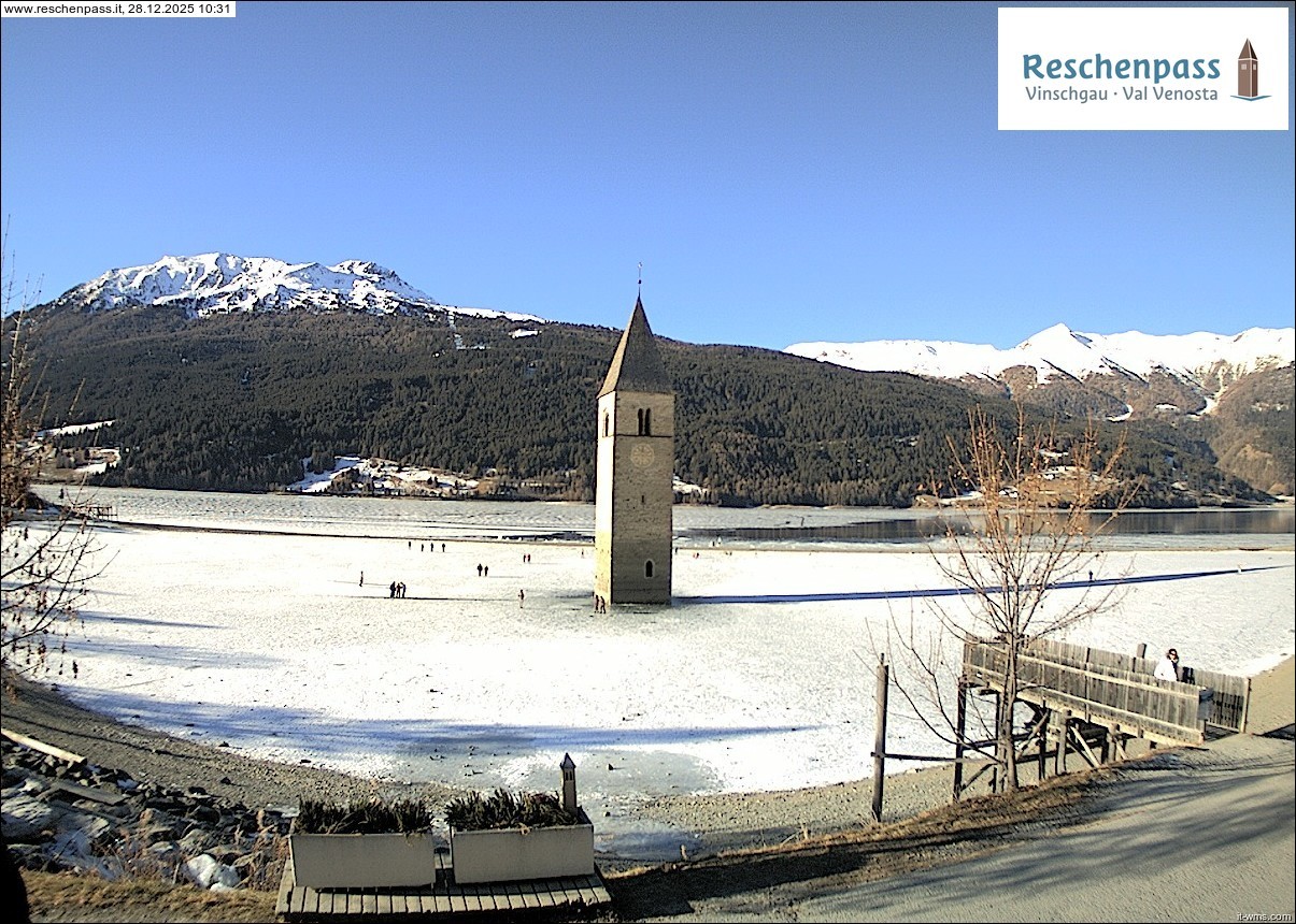 Archiv Foto Webcam Reschensee mit versunkenem Turm