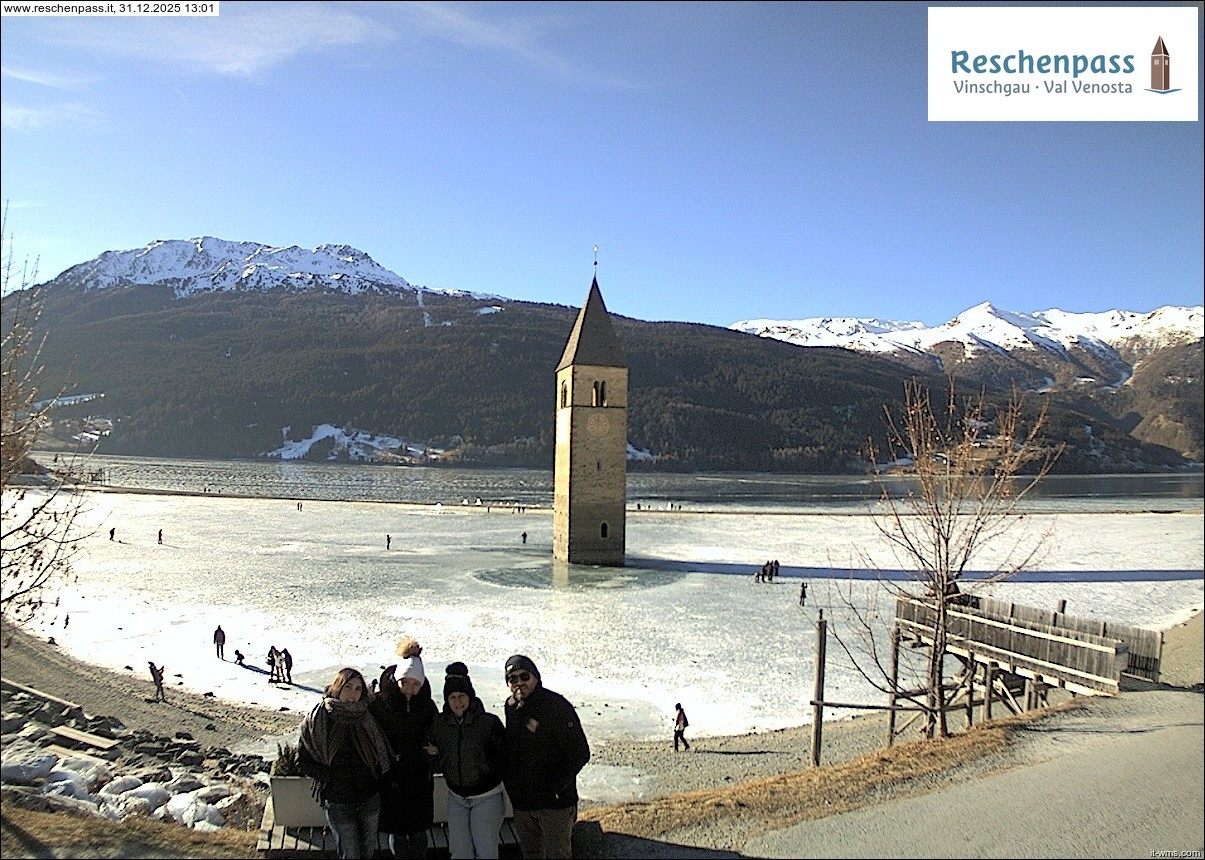 Archiv Foto Webcam Reschensee mit versunkenem Turm