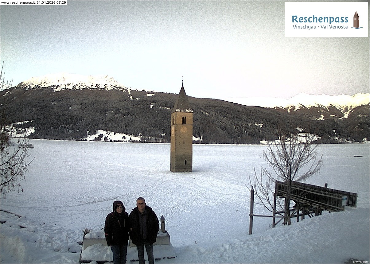 Archiv Foto Webcam Reschensee mit versunkenem Turm
