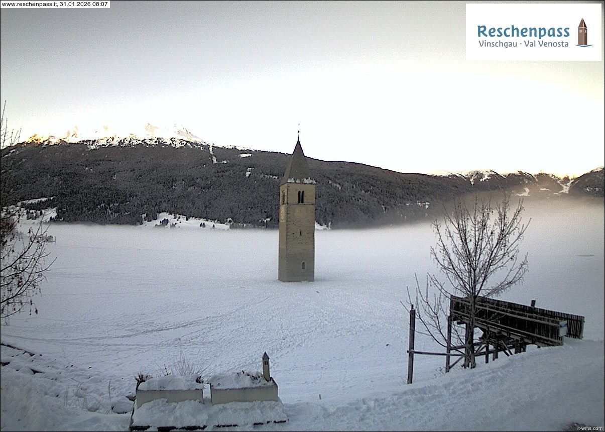 Archived image Webcam Lake Resia and the symbol of Venosta Valley