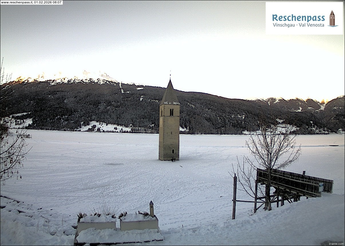 Archiv Foto Webcam Reschensee mit versunkenem Turm