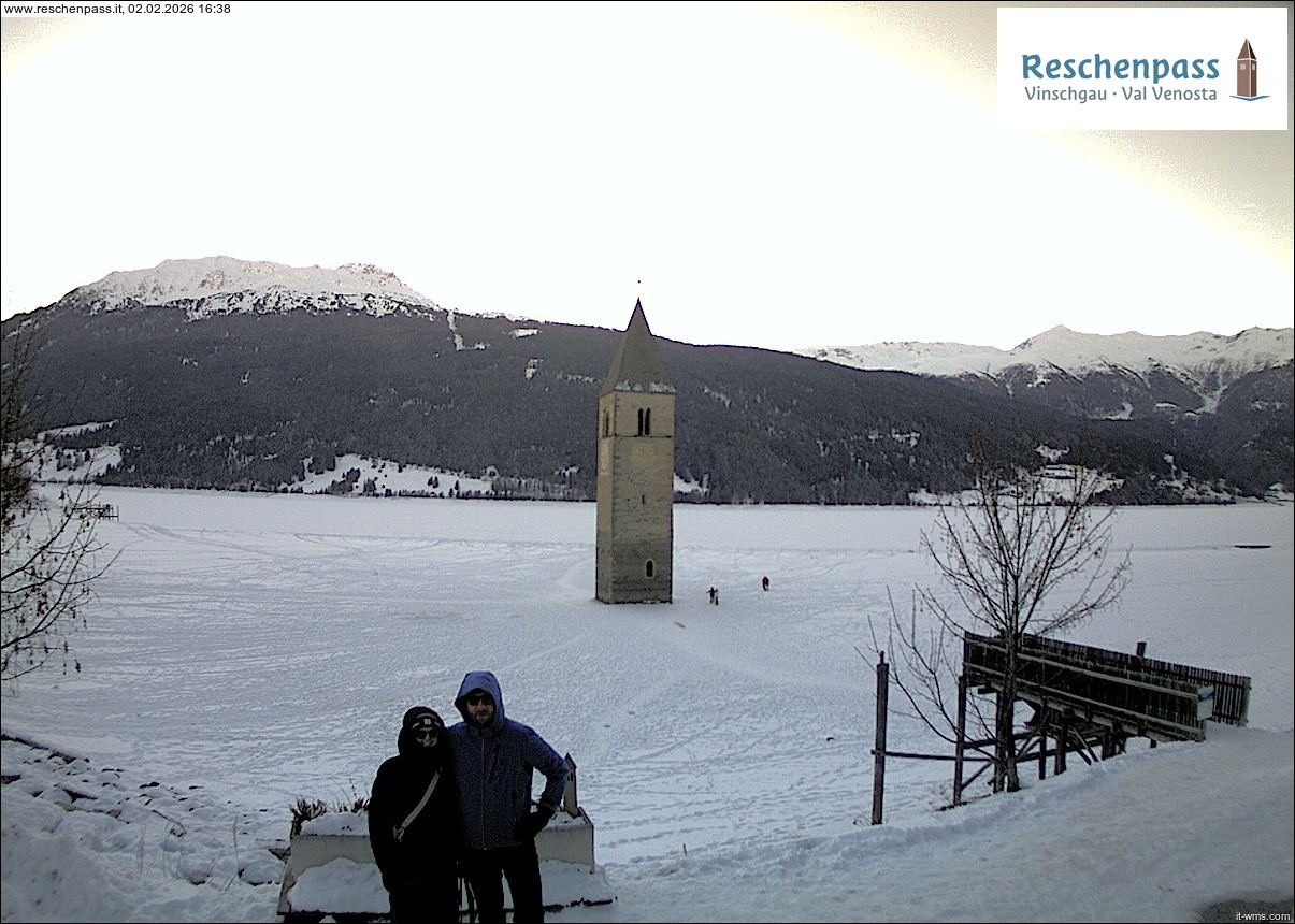 Archived image Webcam Lake Resia and the symbol of Venosta Valley