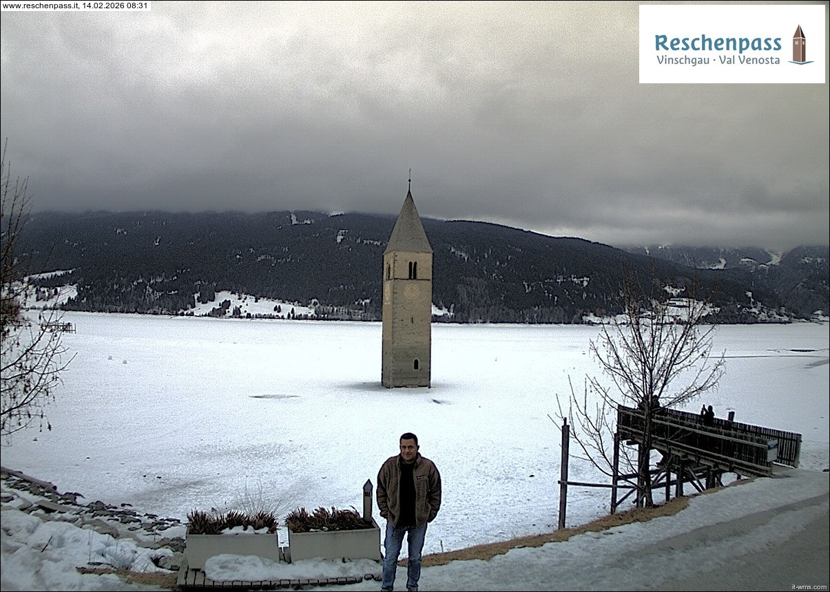 Archiv Foto Webcam Reschensee mit versunkenem Turm