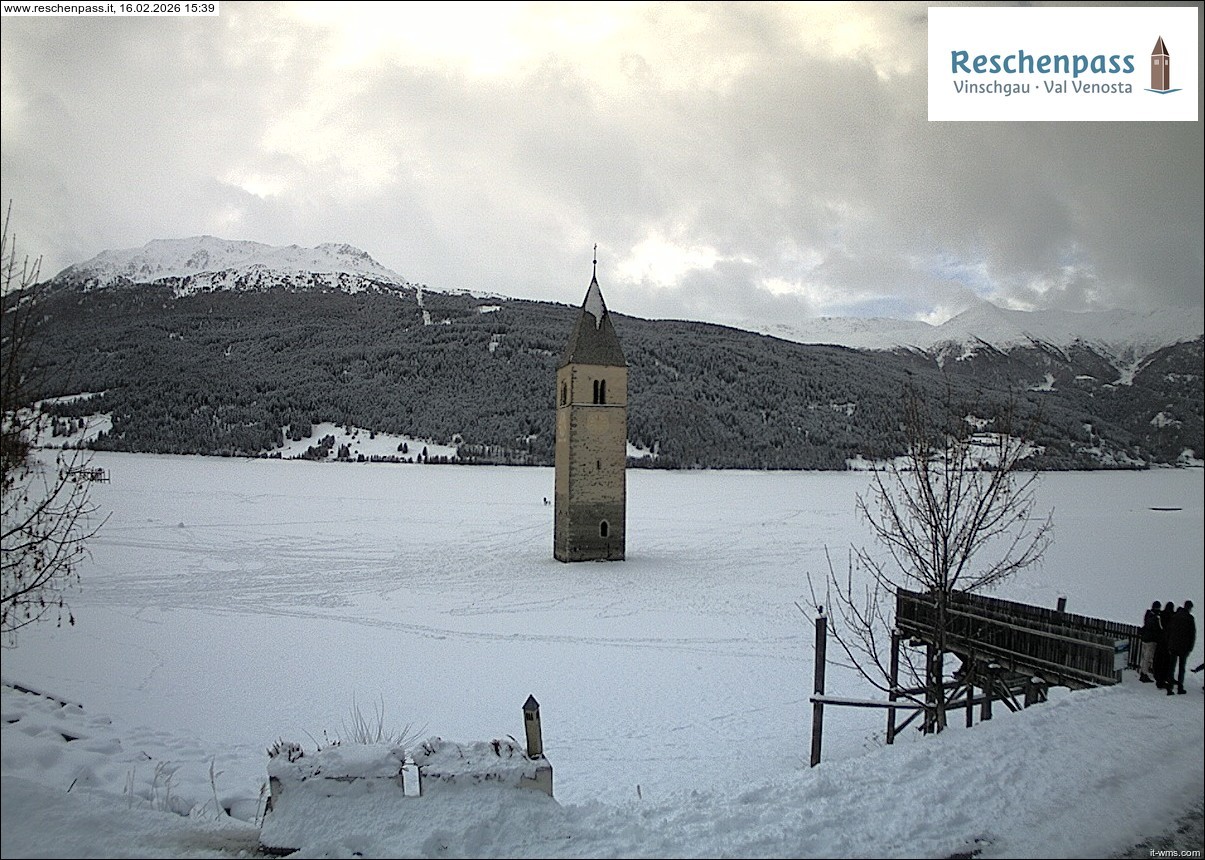 Archived image Webcam Lake Resia and the symbol of Venosta Valley