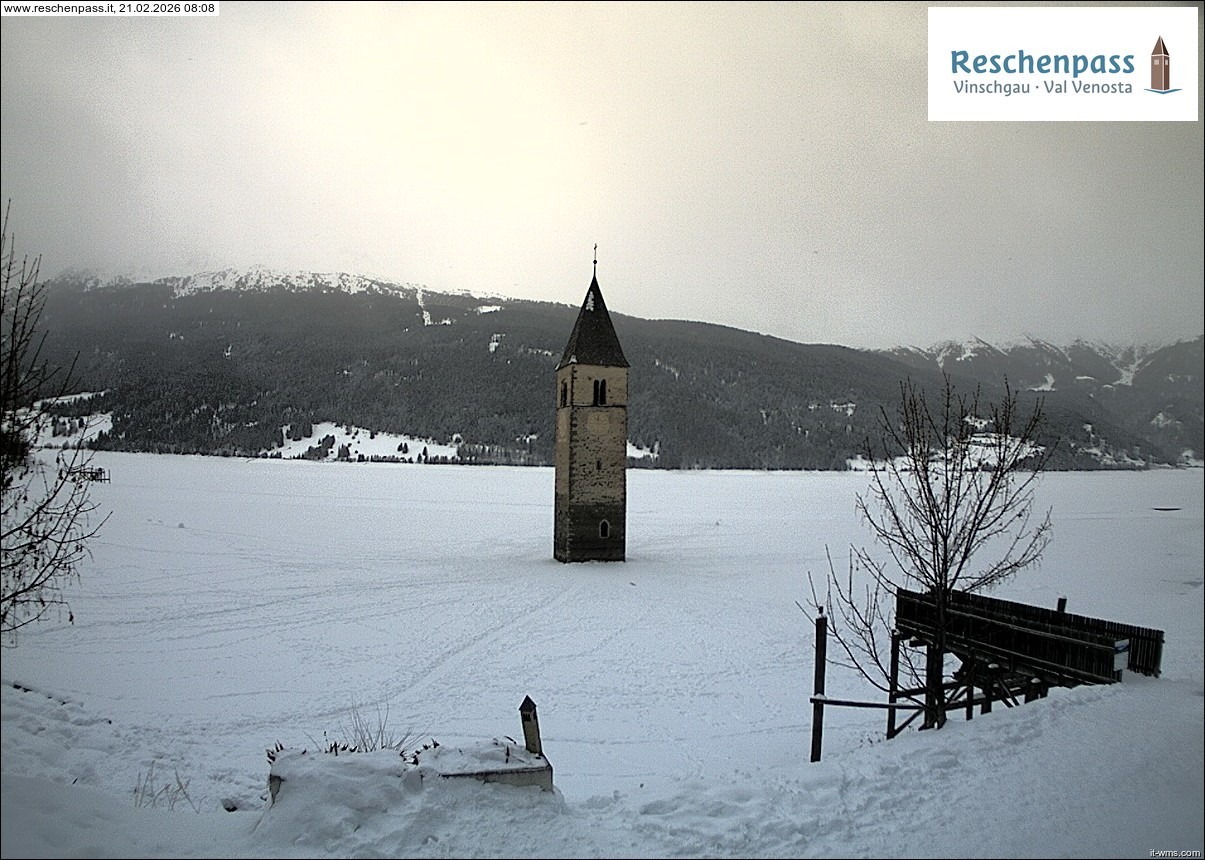 Archiv Foto Webcam Reschensee mit versunkenem Turm