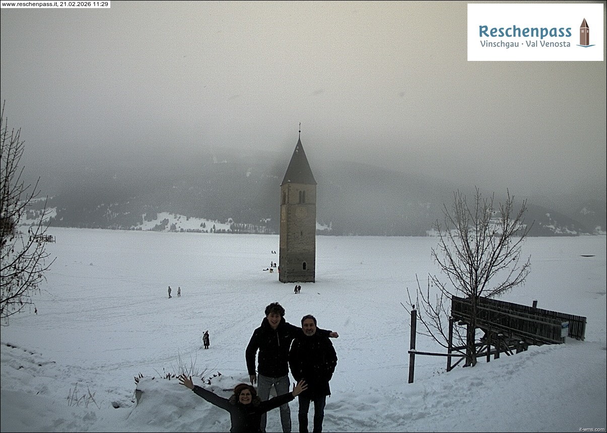 Archiv Foto Webcam Reschensee mit versunkenem Turm