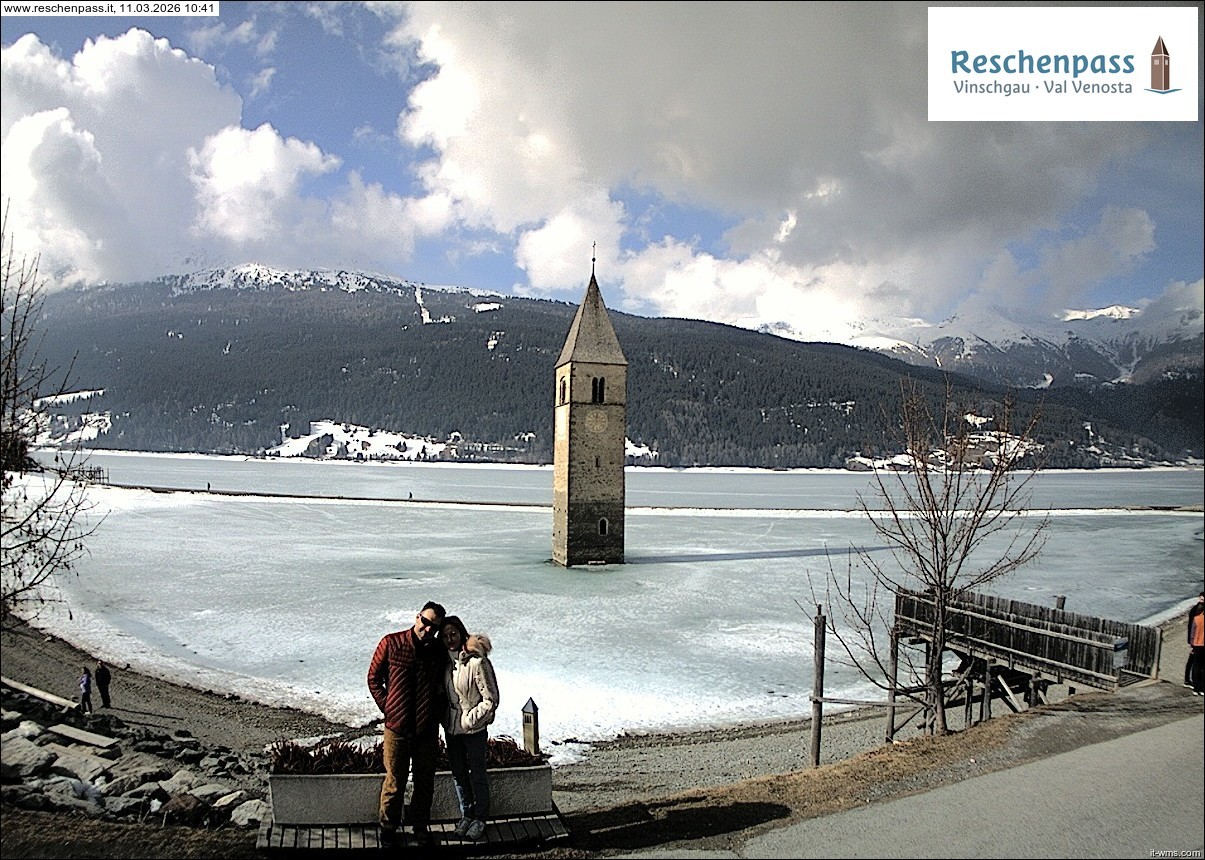 Archiv Foto Webcam Reschensee mit versunkenem Turm