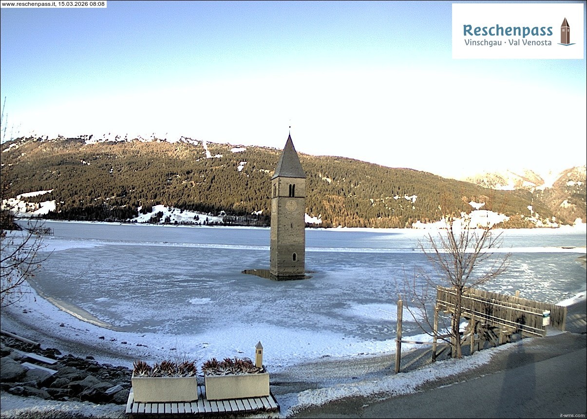 Archiv Foto Webcam Reschensee mit versunkenem Turm