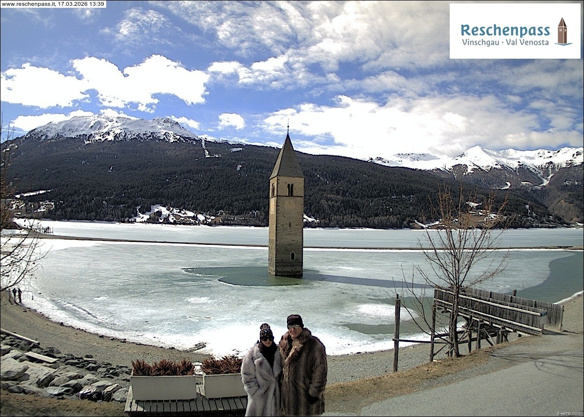 Archiv Foto Webcam Reschensee mit versunkenem Turm
