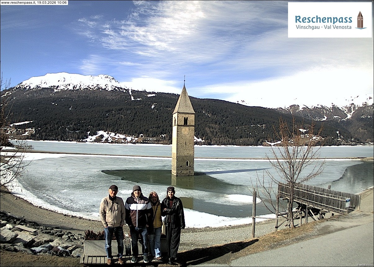 Archived image Webcam Lake Resia and the symbol of Venosta Valley
