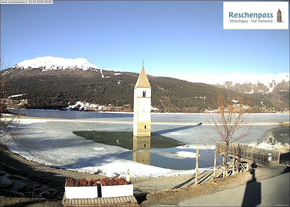 Archiv Foto Webcam Reschensee mit versunkenem Turm