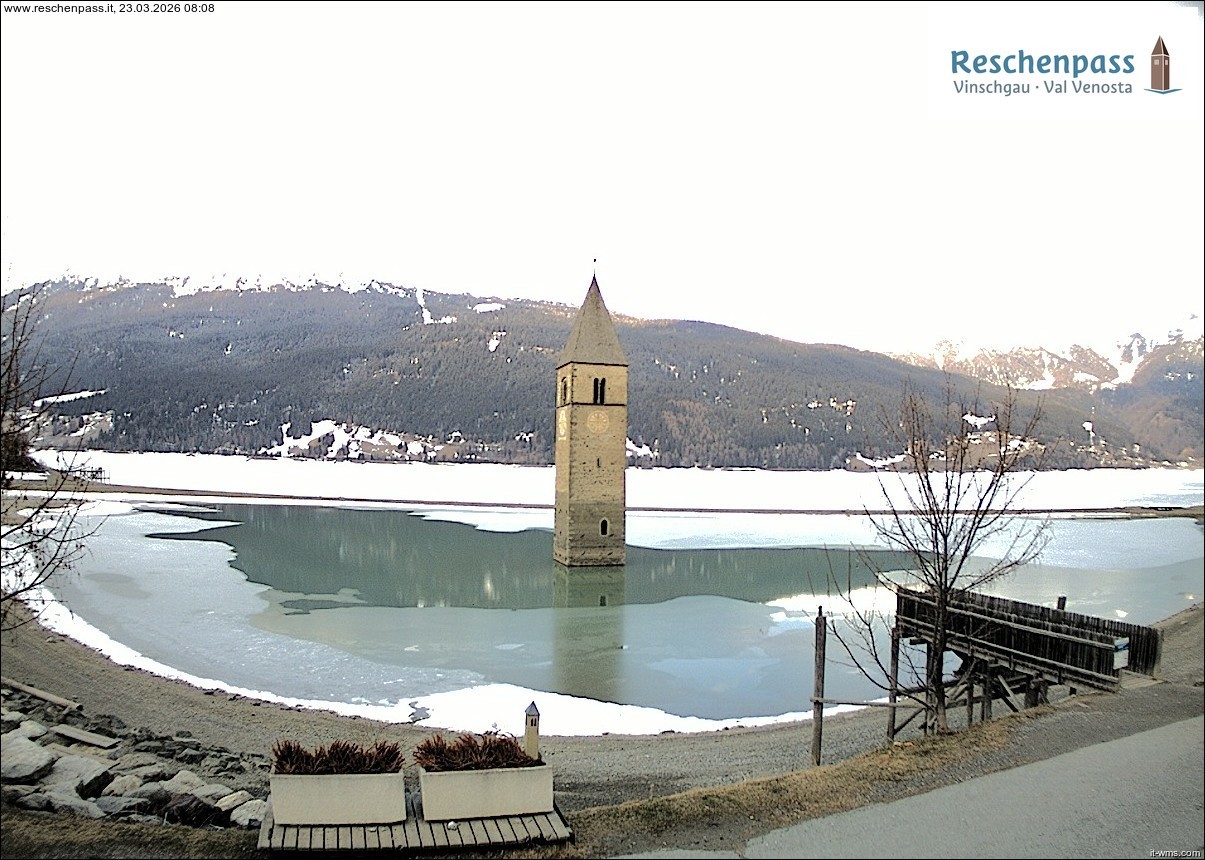 Archiv Foto Webcam Reschensee mit versunkenem Turm
