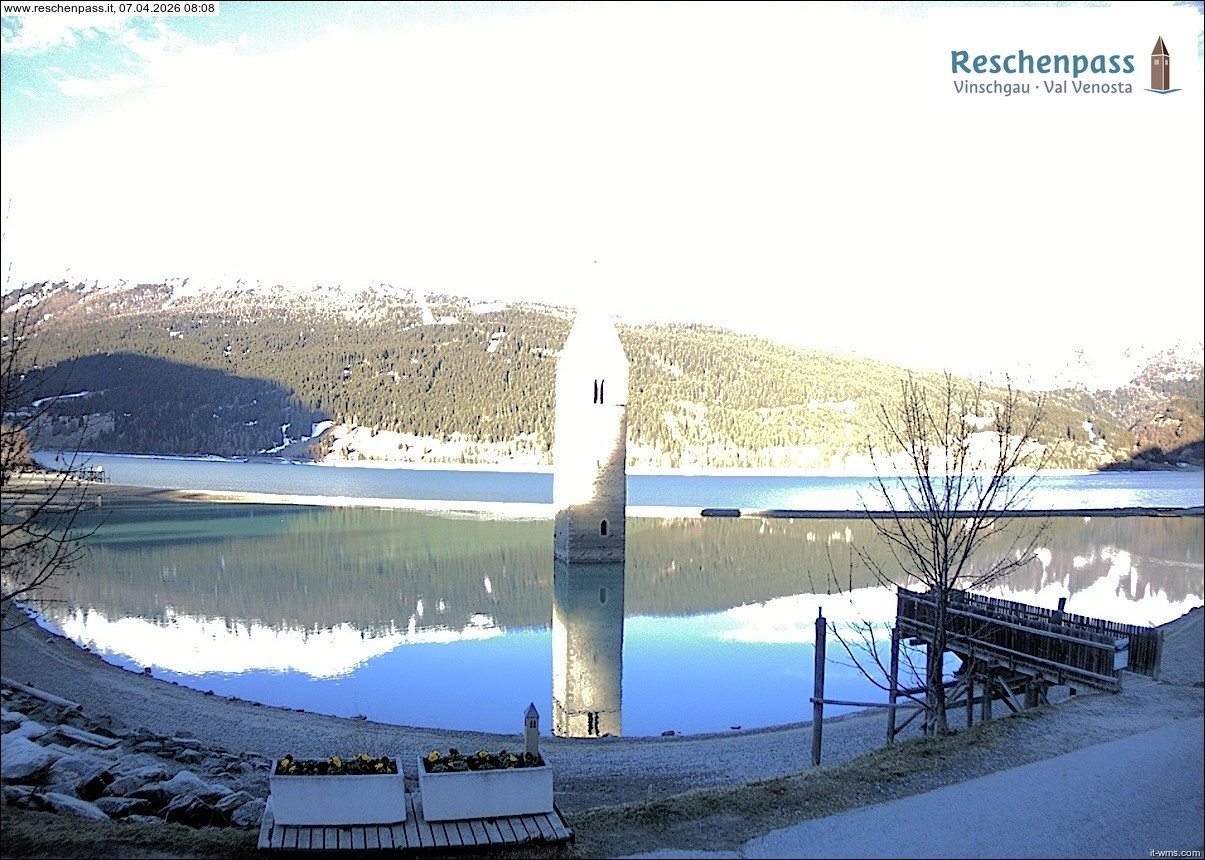 Archiv Foto Webcam Reschensee mit versunkenem Turm